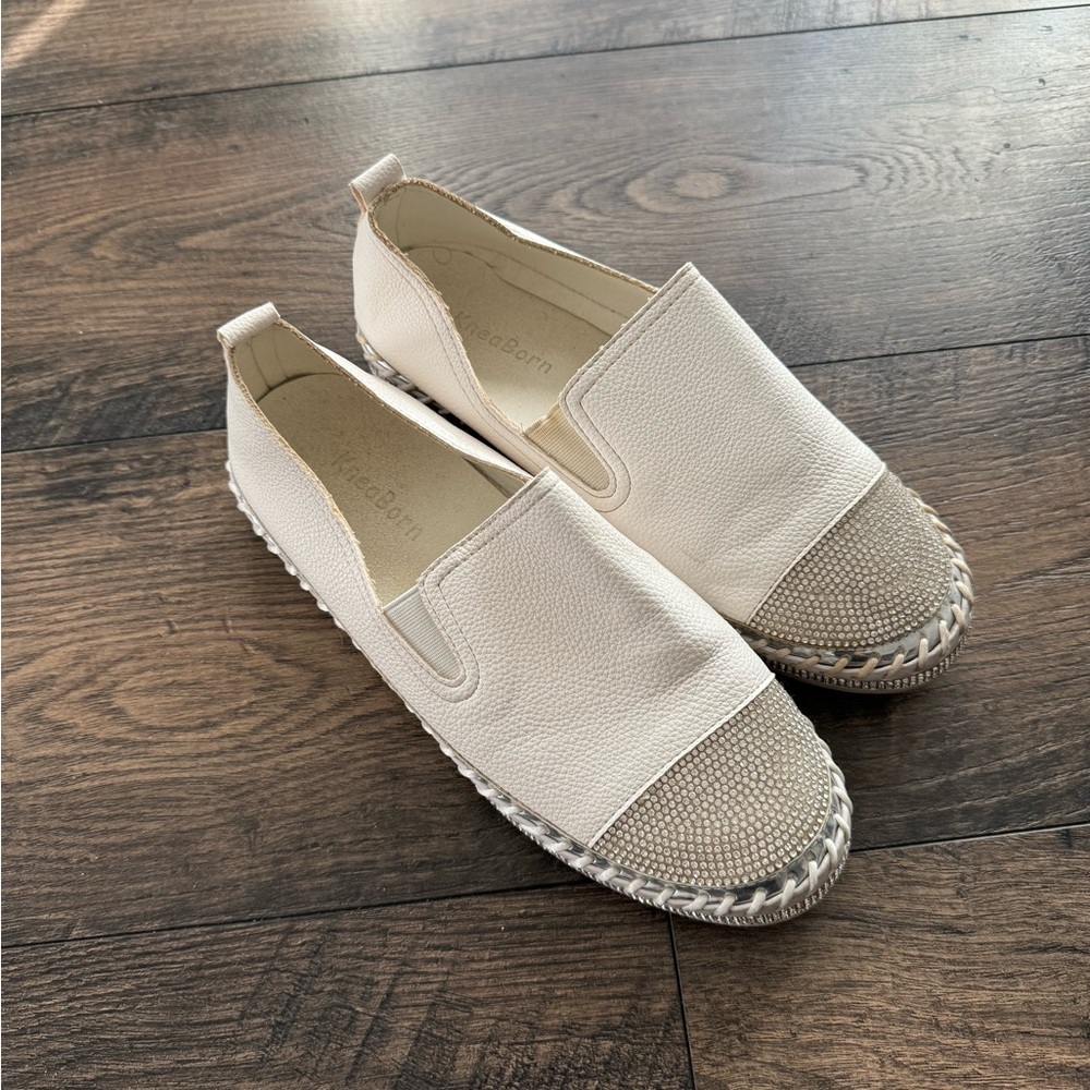 White + Silver Flats